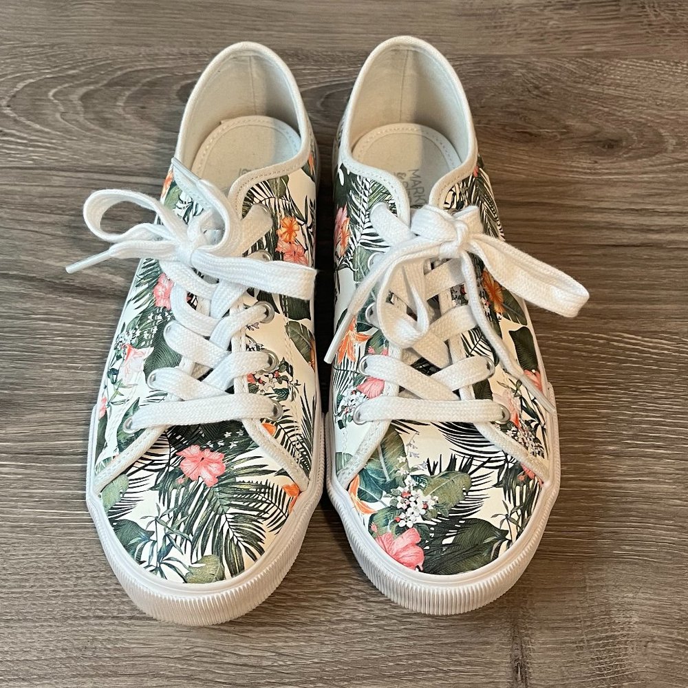 Floral Market and Spruce Sneakers Size 6